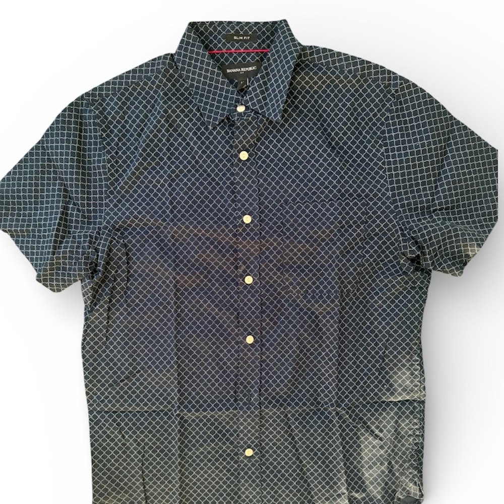 Banana Republic Men's Navy and White Grid Slim Fit Shirt